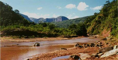 Volcanes mountain range within Amboro National Park
